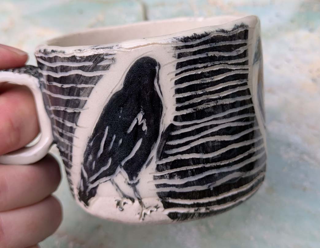 Sketchy crows mug, mysterious crow from behind